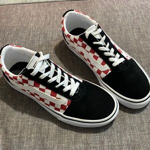 Vans Womens size 9